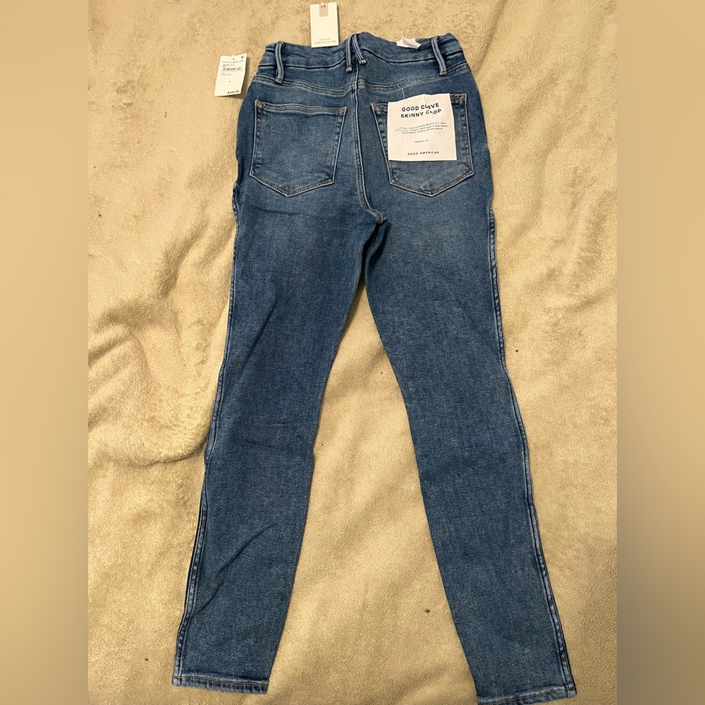 Good American Jeans. SIZE 4